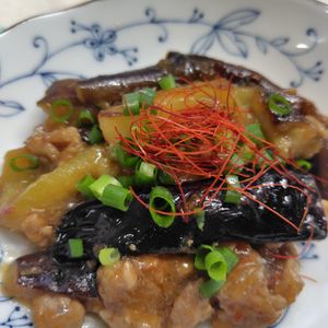 コスモスの作ってみた!投稿(刺激的な旨さ!やみつきになる人続出♡︎とろっとろ麻婆茄子)