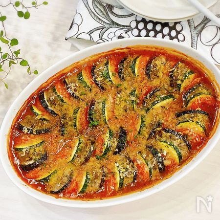 動画あり 簡単 重ねて 焼くだけ 夏野菜 ひき肉の重ね焼き By のりp Noripetit レシピサイト Nadia ナディア プロの料理家のおいしいレシピ