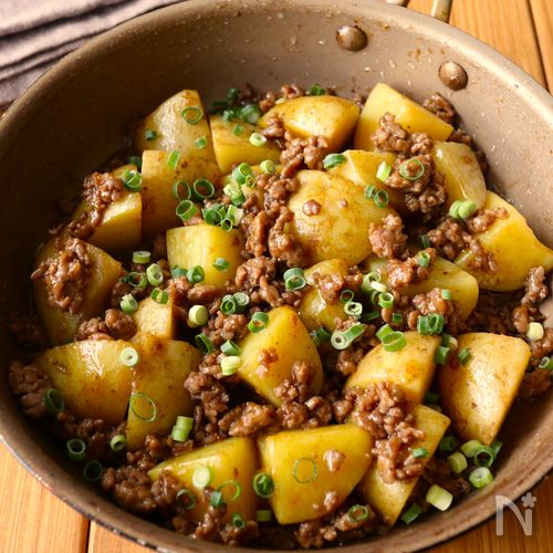 ワンパン10分!【甘辛そぼろ肉じゃが】ご飯すすむ♩