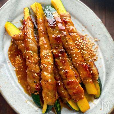 こってりピリ旨!ズッキーニのピリ辛照りマヨ肉巻き