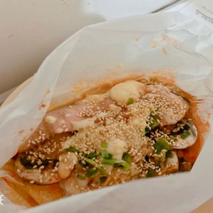 あーちゃん·͜· ♡の作ってみた!投稿(ご飯が進むレンチンおかず☆『鮭の韓国風包み蒸し』)