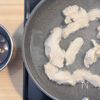 【夏限定】うま辛冷やし中華麺の工程1