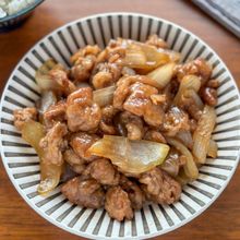 ご飯泥棒すぎる！豚こまで簡単に作れる「豚こまトンテキ」