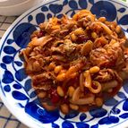 イソフラボン♡調味料3つだけの簡単お豆入りポークチャップ