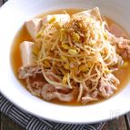 豚バラと豆腐と豆もやしの煮物
