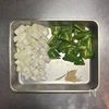 野菜たっぷり♪【鶏肉、なす、ピーマンの甘酢あん炒め】の工程2
