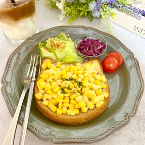 のりのり🐾🎀🤍の作ってみた!投稿(コーン味噌チーズトースト)