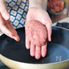【玉ねぎなし!包丁なし!】肉汁たっぷりジューシーハンバーグの工程3