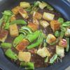 ご飯進む!【厚揚げと万願寺とうがらしの味噌炒め】腸活レシピの工程3