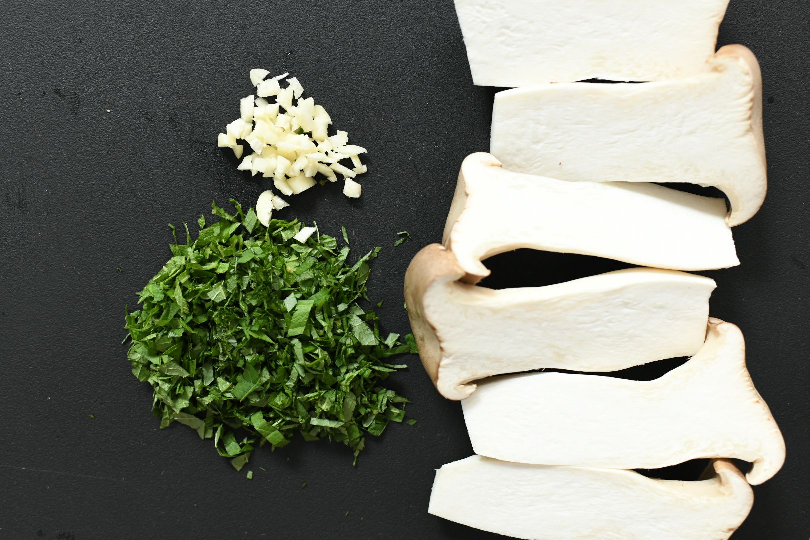 エリンギの紫蘇ごまガーリック焼き | レシピサイトNadia