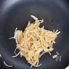 レンジで簡単【かぼちゃと枝豆のデリ風サラダ】味見が止まらん♡の工程3