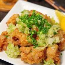カリッと軽い食感♪【米粉唐揚げの柚子こしょうねぎだれ】
