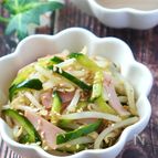 シャキシャキ食感♪もやしときゅうりのスタミナ和え