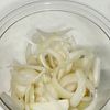 かぼちゃと甘酢玉ねぎのデリサラダ【レンジで簡単】の工程1