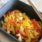 パプリカと卵の中華風なレンジ常備菜。