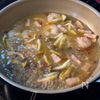 にんにく香るピリ辛【エビベーコンの和風ペペロンスープパスタ】の工程3