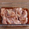 【切った瞬間ジュワッ】レンジで5分！鶏ももチャーシューの工程2