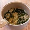【大根とわかめのごま中華スープ】5分煮るだけ♪の工程2