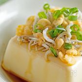 【予算100円未満】しらすと揚げ玉のせ豆腐