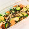 切って揉むだけ♪きゅうりとセロリとにんじんの塩昆布漬けの工程2