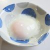 こっくり濃厚。豆乳ダレで味わう温泉卵〈温泉卵の作り方付き〉の工程2