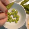 カリッカリのチーズでお酒が進む！『枝豆ゴルゴンゾーラ』の工程1