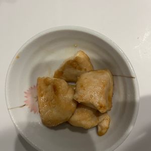 りんごの作ってみた!投稿(ご飯が進むがっつりおかず♡『鶏むね肉の甘辛にんにく照り焼き』)