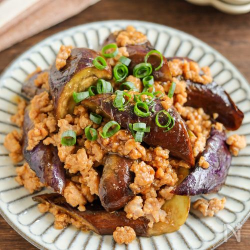 ご飯がすすむ♡豚ひき肉となすのうま味噌炒め