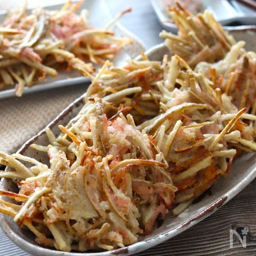 【ごぼうとベーコンのカリカリ揚げ】揚げ焼きで簡単!めちゃ旨♪