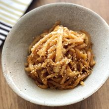 捨てないで!【大根の皮のきんぴら】“あて”にも“お弁当”にも