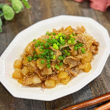 コロコロ大根と豚バラ肉の甘辛煮