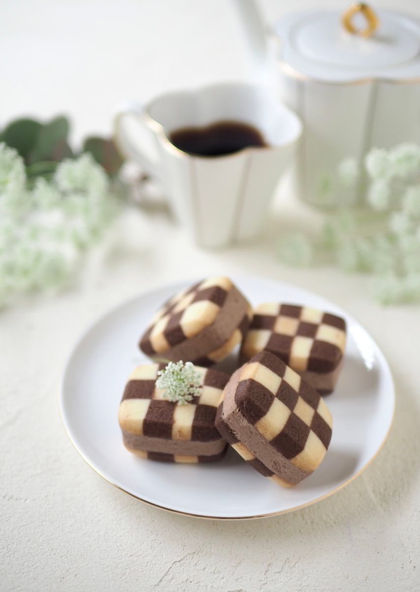 材料3つ！鬼ラクなチョコバターサンドクッキー | レシピサイトNadia