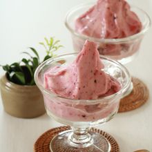 乳製品不使用☆甘酒バナナ&ベリージェラート