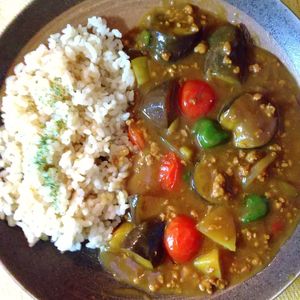 チョロリスの作ってみた!投稿(夏に食べたい！絶品カレー☆『ひき肉のゴロっと夏野菜カレー』)