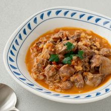 ポルトガル風 鶏モツのトマト煮込み
