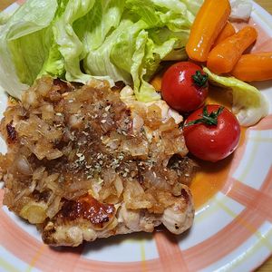 ナムディの作ってみた!投稿(【悪魔のステーキ】チキンステーキ絶品シャリアピン風ソース)