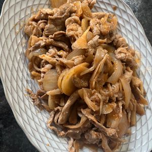ちょちょ♩の作ってみた!投稿(きのこと豚こまの【ポークチャップ】)
