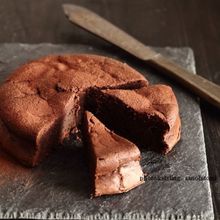 甘さ控えめガトーショコラ