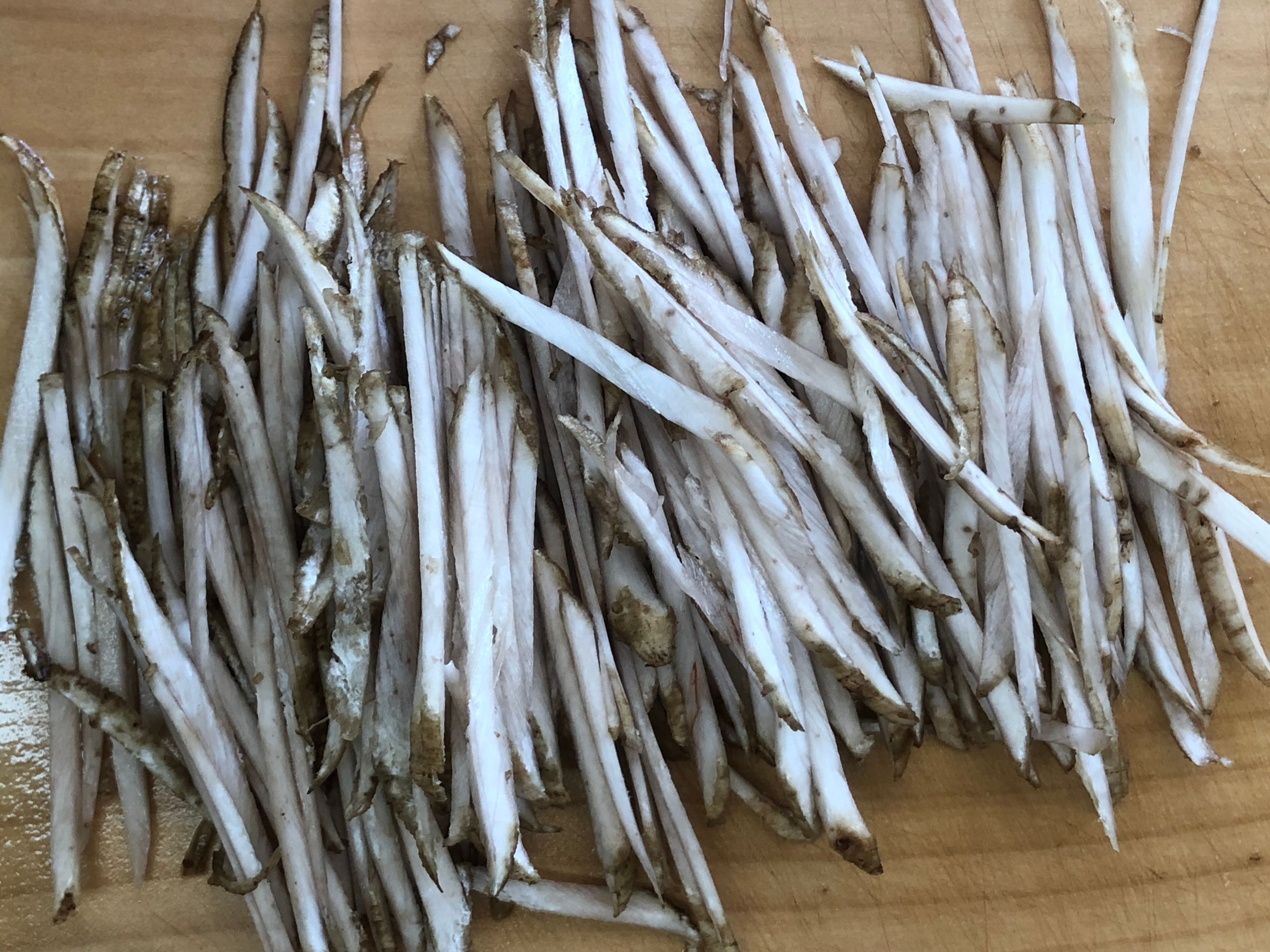 炒めごぼうのツナマヨサラダ】最高に旨い！香ばし旨味副菜♡ | レシピ