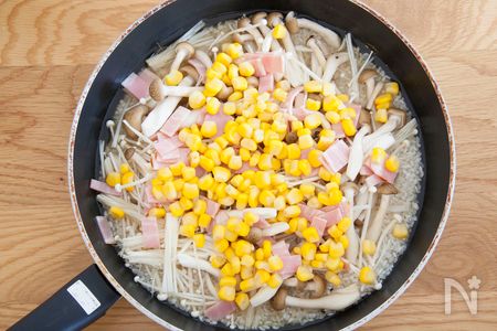 オートミールと白米を混ぜると健康的 炊飯器で炊くときの水の量や方法は 賞味期限切れの食べ物について知りたいときに見るサイト
