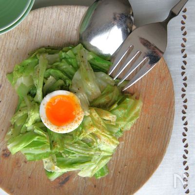 ササっとおつまみ!調理3分のアンチョビキャベツ