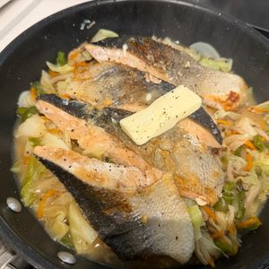 99の作ってみた!投稿(コク旨味噌バター鮭のちゃんちゃん焼き)