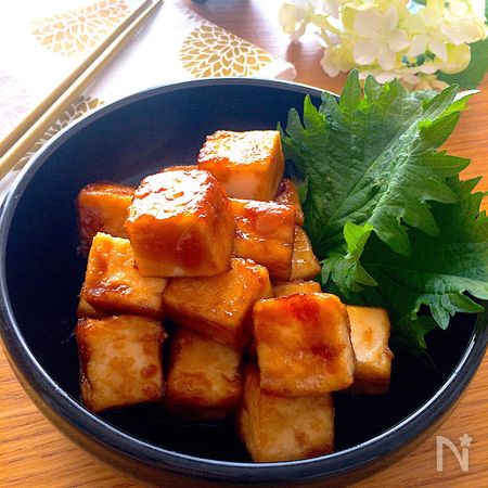 5分で完成 一口サイズおつまみ コロコロ絹揚げの黒酢照り焼き By ともきーた 伊藤 智子 レシピサイト Nadia ナディア プロの料理家のおいしいレシピ