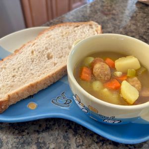 ベガスママの作ってみた!投稿(ピリッとスパイシー♪たっぷり野菜のカレースープ)