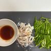 食材2つ♡爆速1品！【ピーマンとちくわのヤンニョム】の工程1