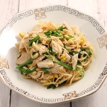 レンジで簡単！サラダチキンとニラもやし