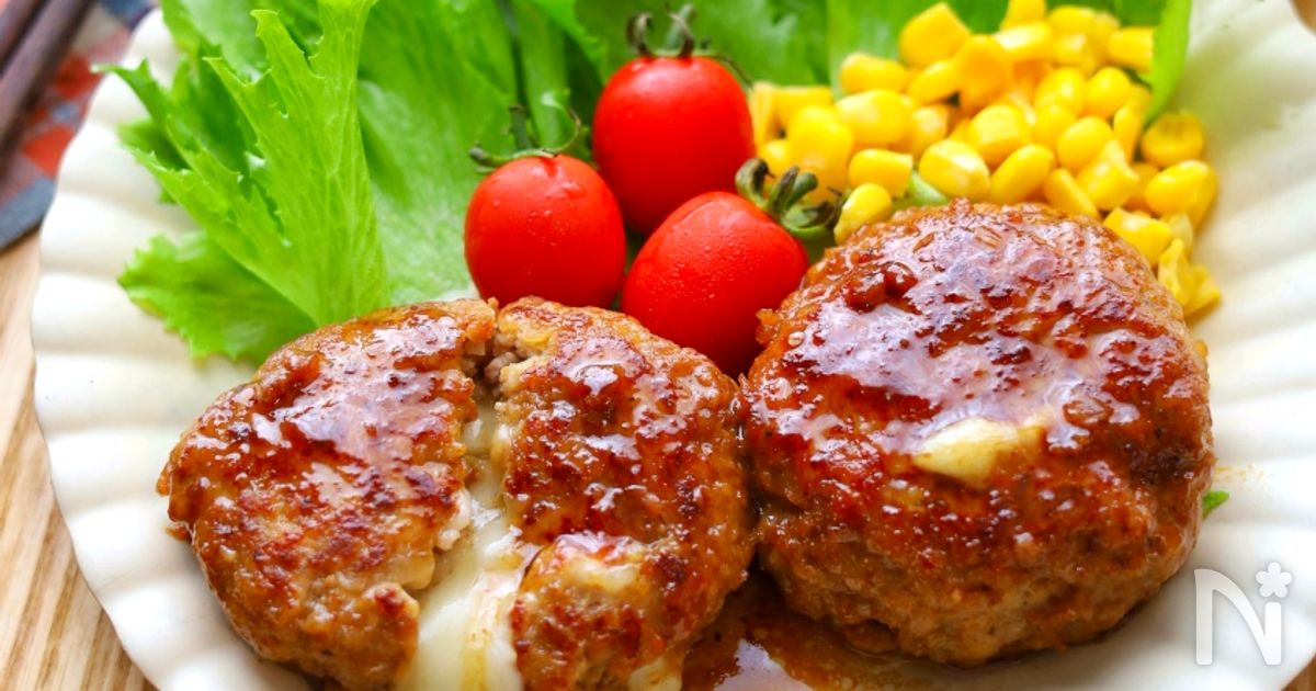 甘辛照り焼きチーズinハンバーグ クリスマスメニューにも🎄
