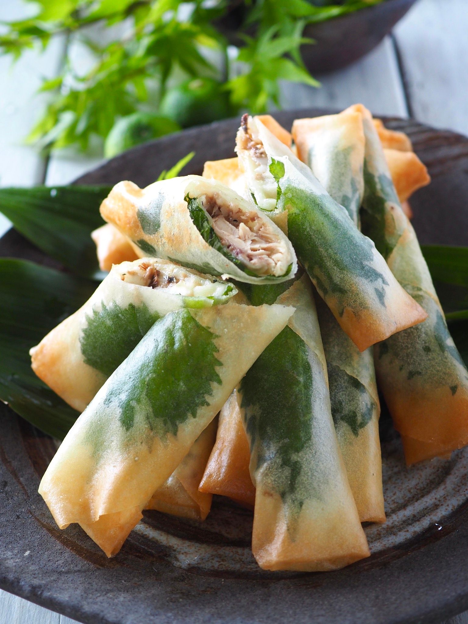 揚げない春巻き 鯖缶とチーズの焼くだけスティック春巻き レシピサイト Nadia ナディア プロの料理家のおいしいレシピ