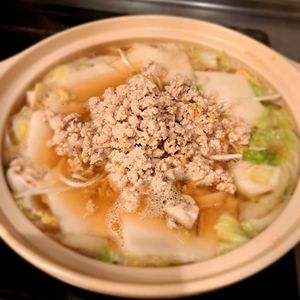 1352314の作ってみた!投稿(ワンタンの皮入り♪たっぷり白菜ともやしの味噌ラーメン風鍋)