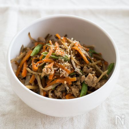 ごぼうとひき肉のおかずきんぴら お弁当 ご飯に合う By Tomoko レシピサイト Nadia ナディア プロの料理家のおいしいレシピ